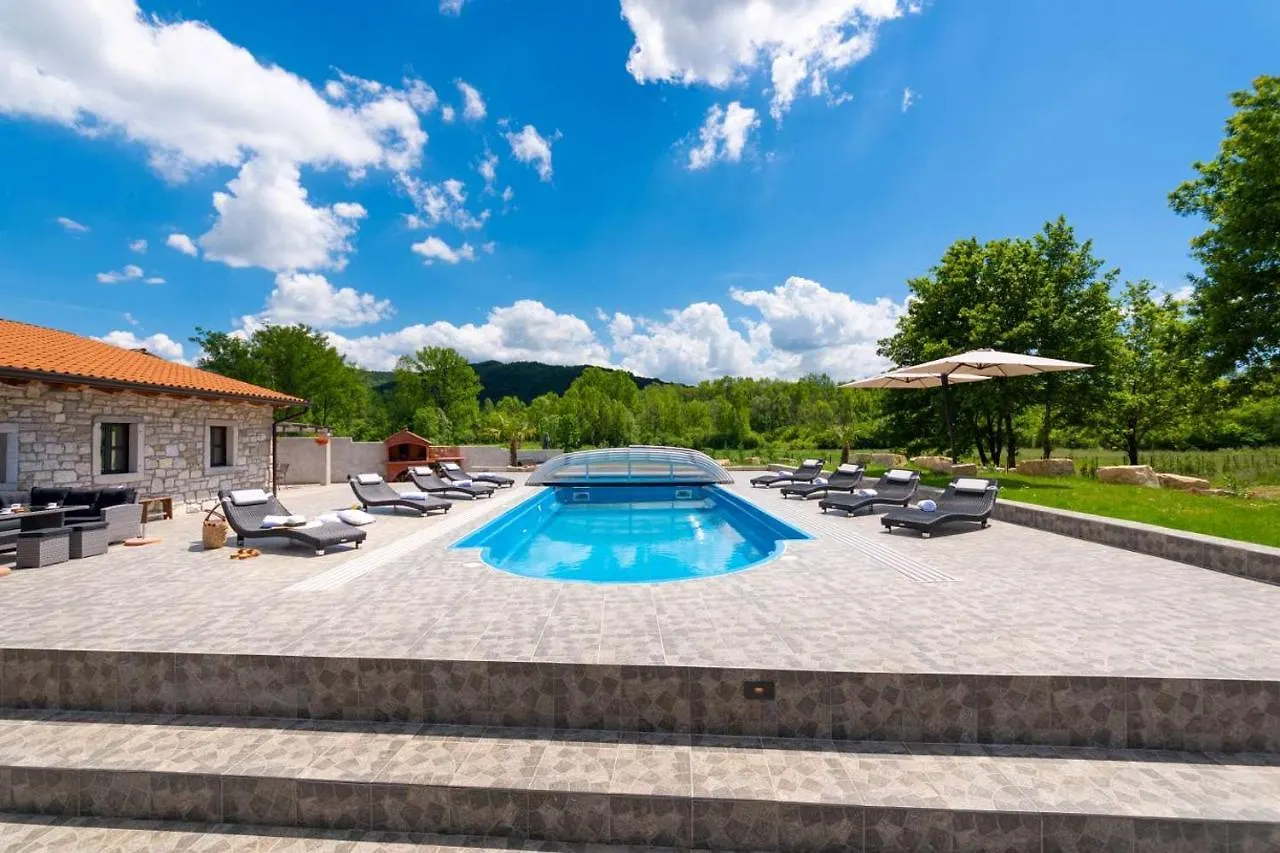 Villa Tina Livade 0*,  Croatia