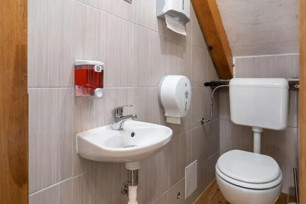 Villa Tina Livade 0*,  Croatia